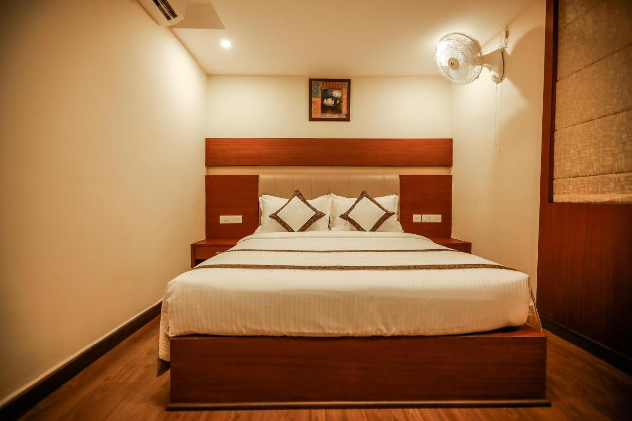 Nesma Palace Kannur Exteriör bild